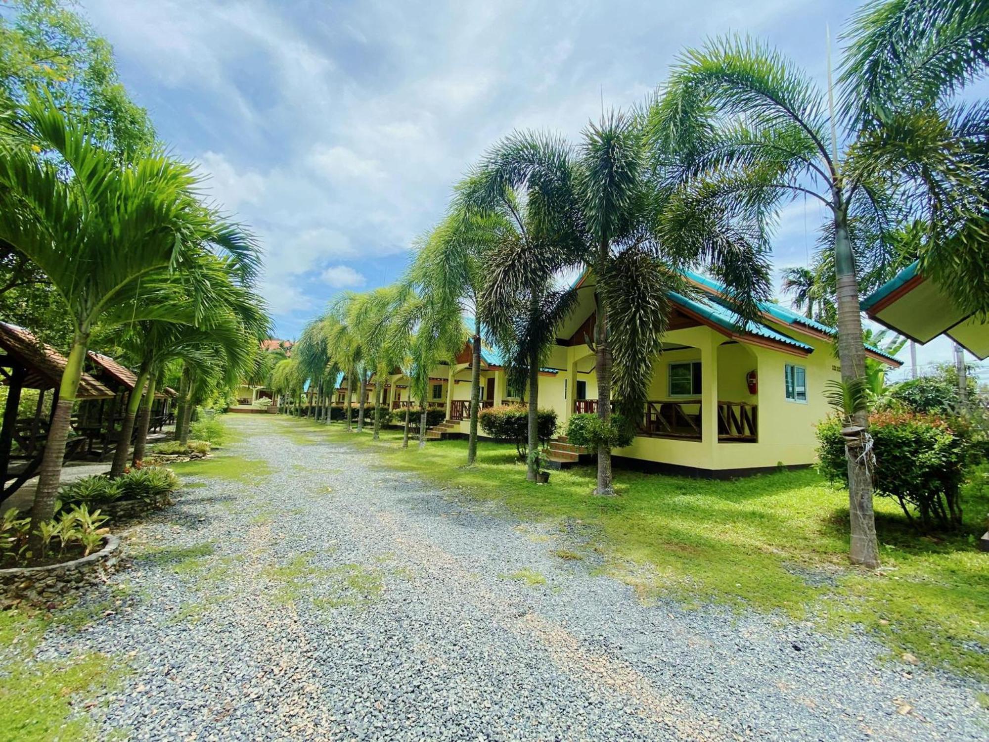 Baanrimklong Bungalow Koh Chang Exterior photo