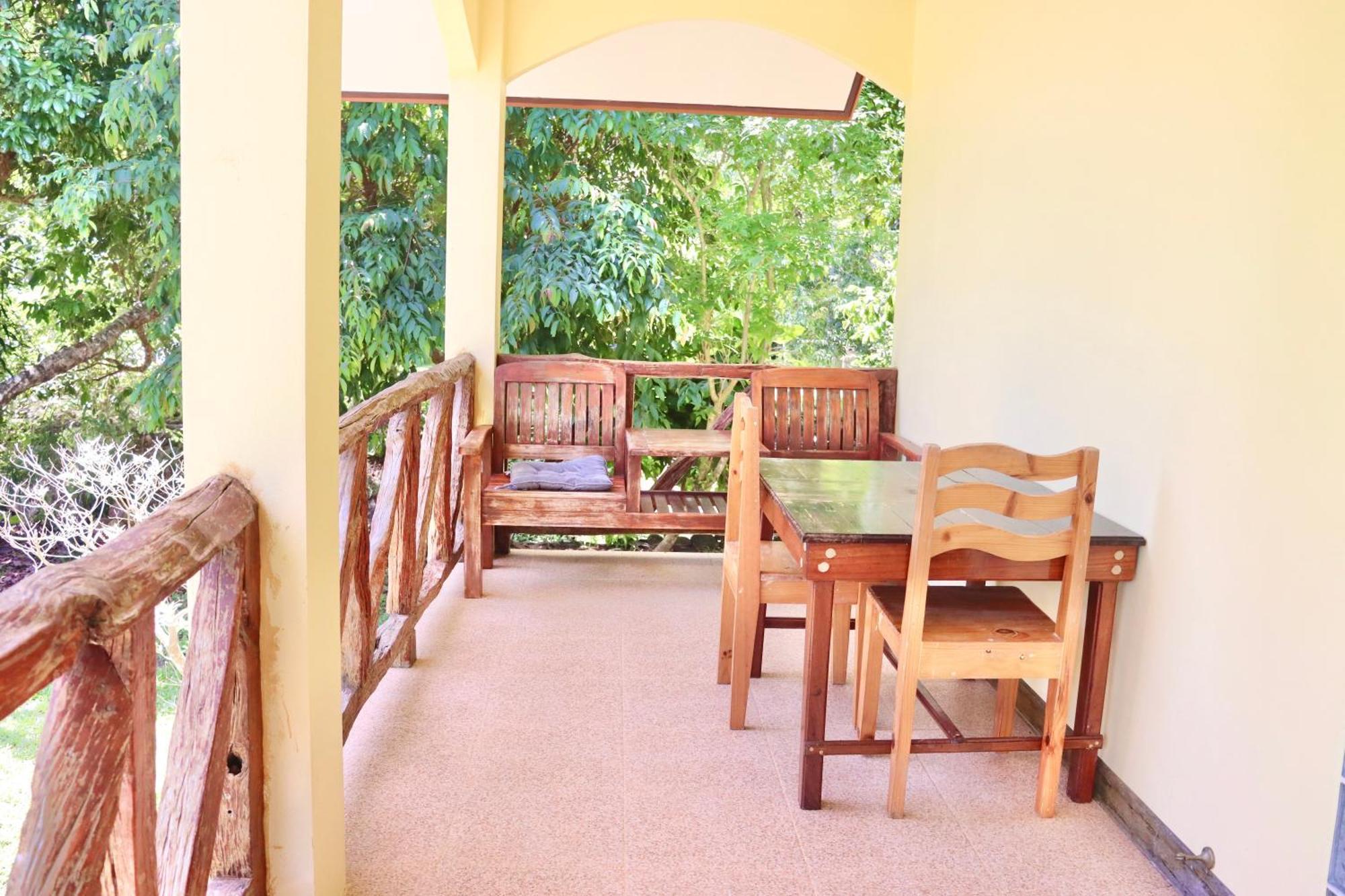 Baanrimklong Bungalow Koh Chang Exterior photo